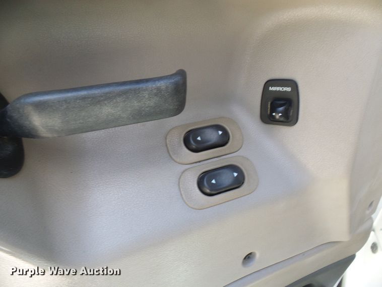 image for item DL0985 2003 Sterling Acterra  semi truck