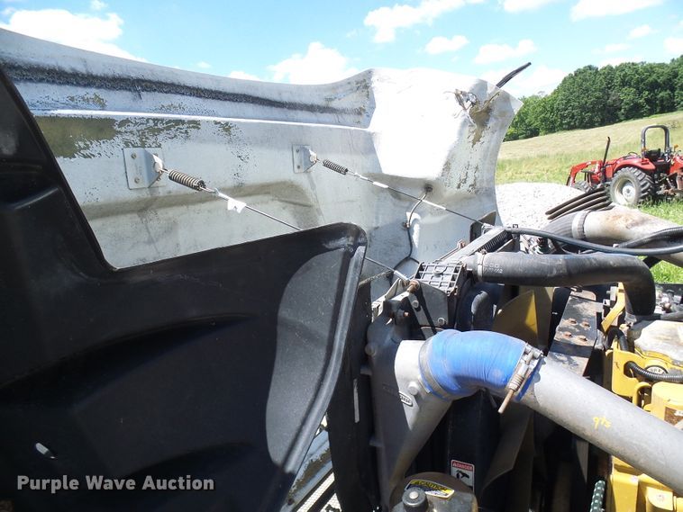 image for item DL0985 2003 Sterling Acterra  semi truck