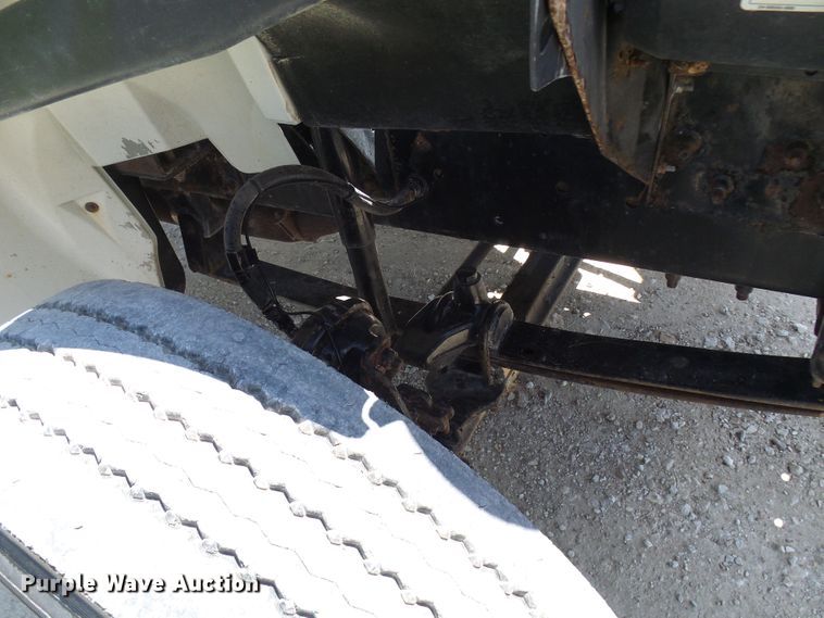 image for item DL0985 2003 Sterling Acterra  semi truck