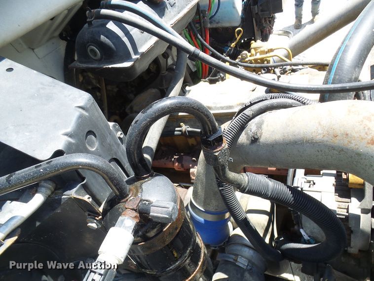 image for item DL0985 2003 Sterling Acterra  semi truck