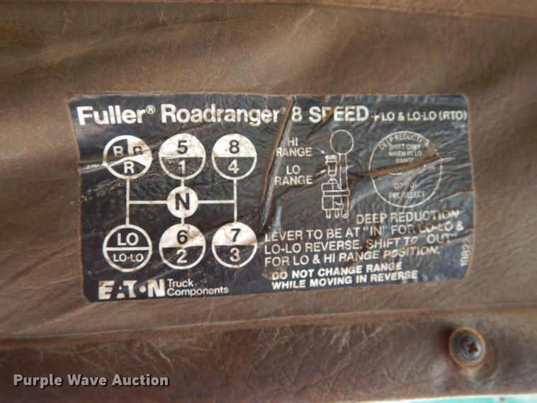 image for item DL8951 1984 Autocar DK  semi truck