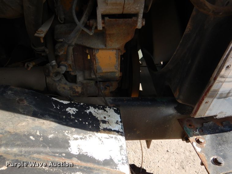 image for item DL8951 1984 Autocar DK  semi truck