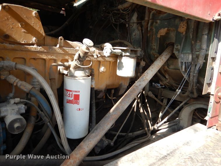 image for item DL8951 1984 Autocar DK  semi truck