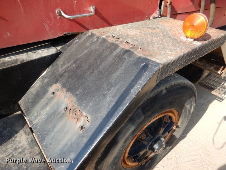 image for item DL8951 1984 Autocar DK  semi truck