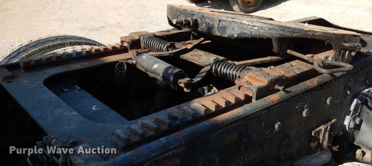 image for item DL8952 1998 Peterbilt 377  semi truck