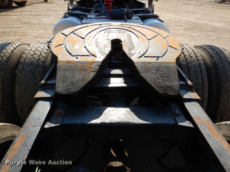 image for item DL8952 1998 Peterbilt 377  semi truck