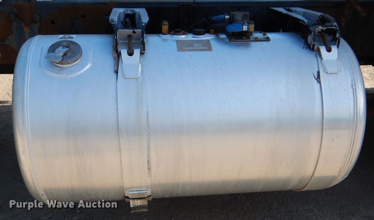 image for item DL8952 1998 Peterbilt 377  semi truck