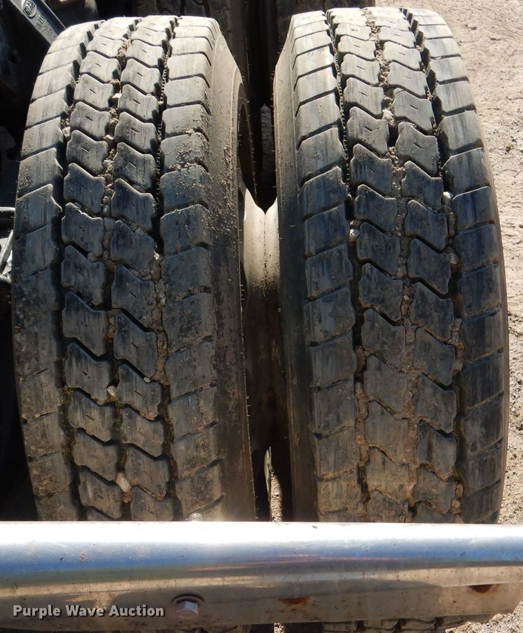 image for item DL8952 1998 Peterbilt 377  semi truck