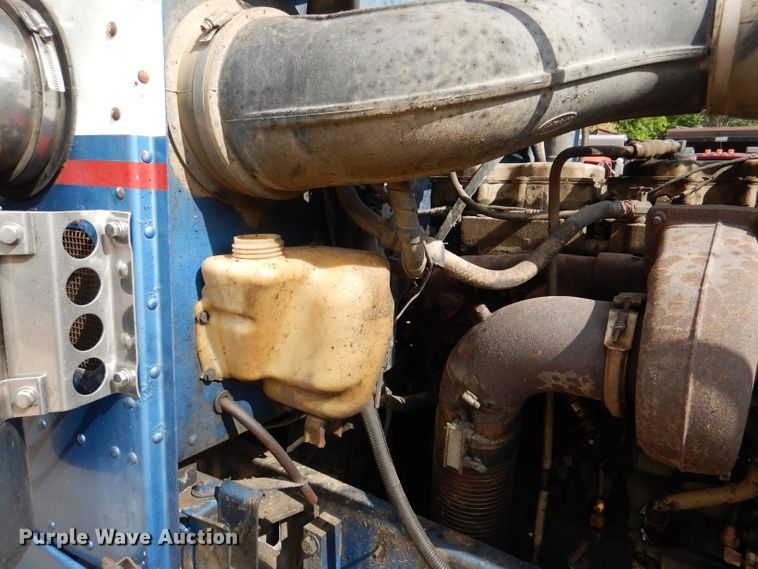 image for item DL8953 1989 Peterbilt 379  semi truck