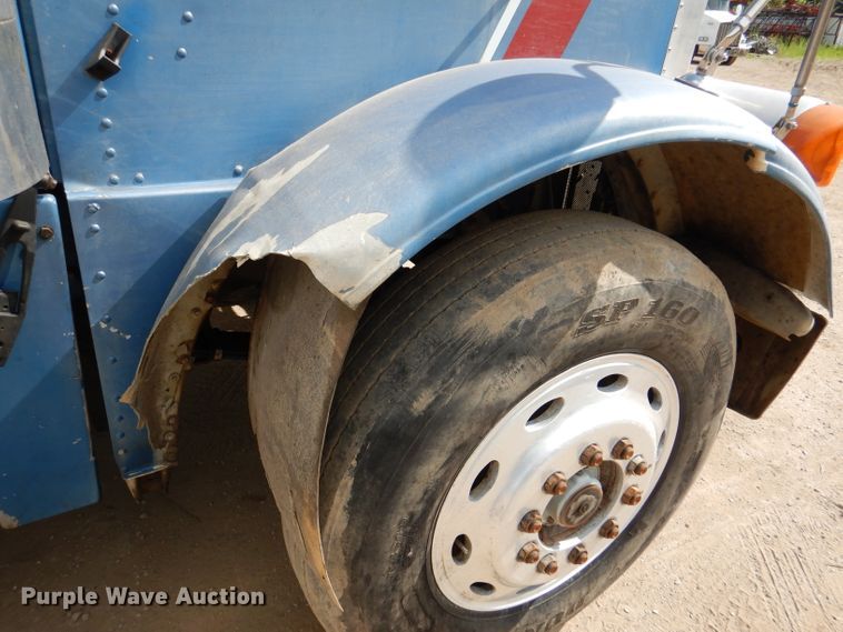 image for item DL8953 1989 Peterbilt 379  semi truck