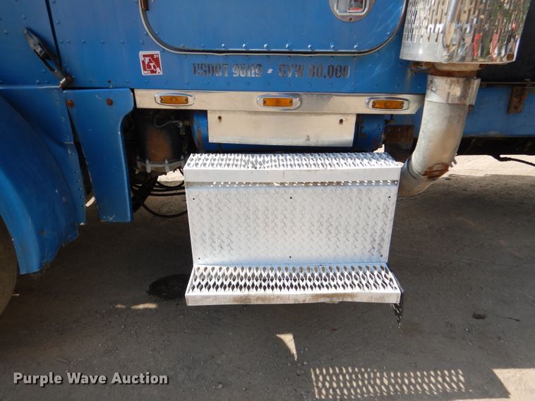 image for item DL8953 1989 Peterbilt 379  semi truck