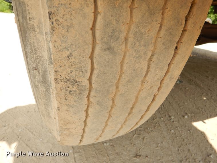 image for item DL8953 1989 Peterbilt 379  semi truck