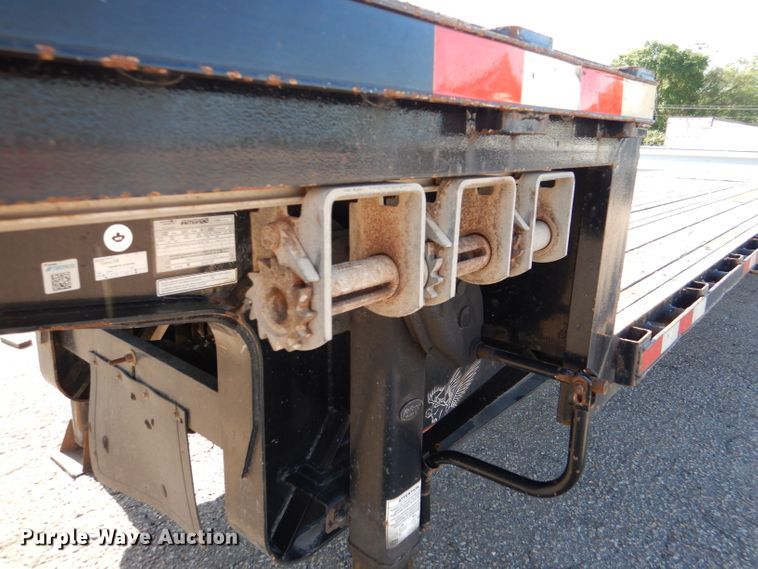 image for item DL8960 2013 Manac 14353A000  drop deck trailer