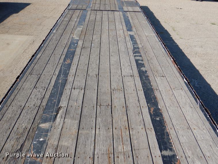 image for item DL8960 2013 Manac 14353A000  drop deck trailer