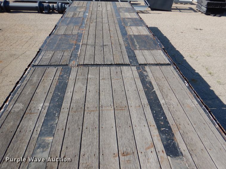 image for item DL8960 2013 Manac 14353A000  drop deck trailer