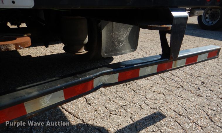 image for item DL8960 2013 Manac 14353A000  drop deck trailer