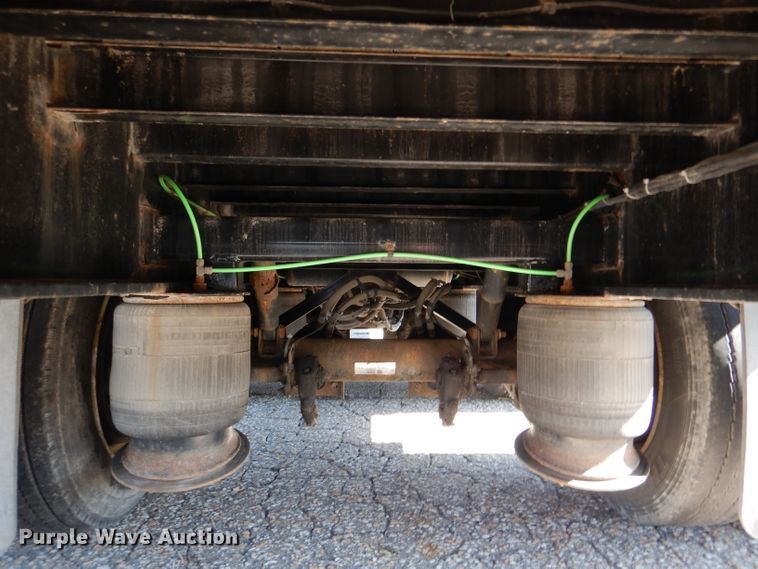 image for item DL8960 2013 Manac 14353A000  drop deck trailer