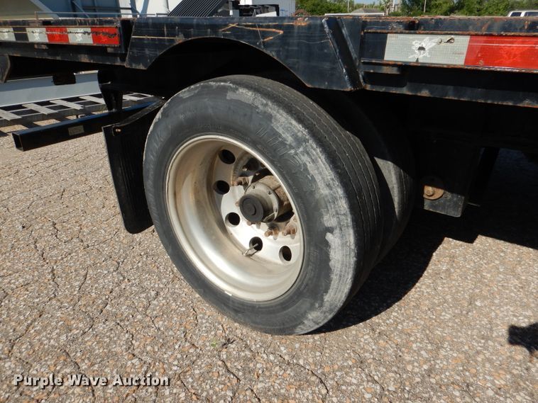 image for item DL8960 2013 Manac 14353A000  drop deck trailer