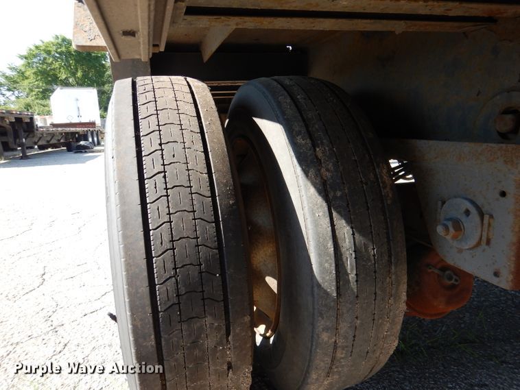 image for item DL8962 2014 Doonan 532DBC1DCDM  drop deck trailer