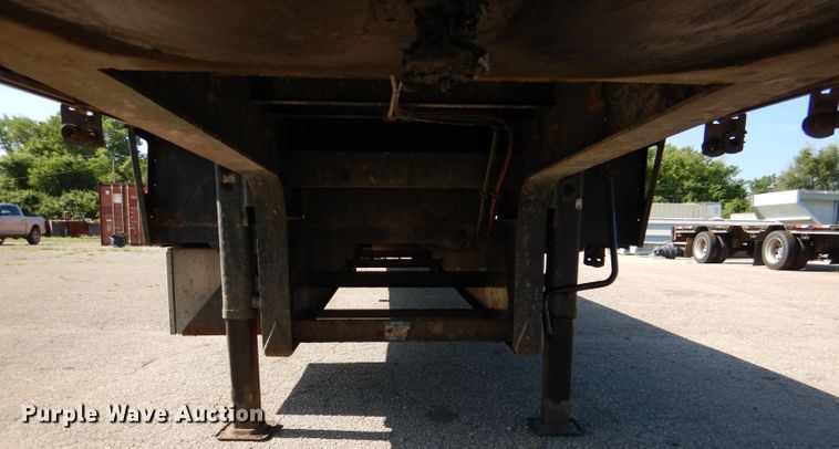 image for item DL8963 2016 Fontaine HCICD22RSA  drop deck trailer