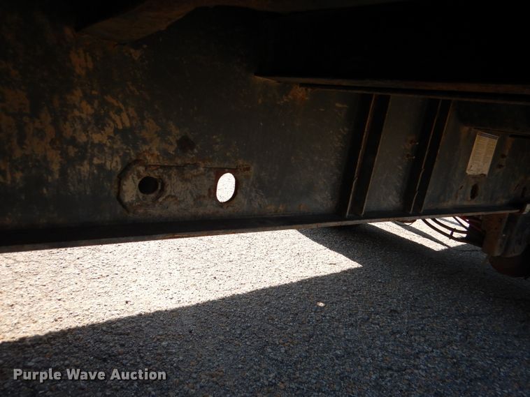 image for item DL8963 2016 Fontaine HCICD22RSA  drop deck trailer