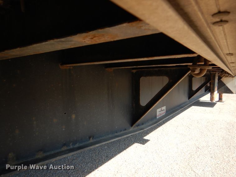 image for item DL8963 2016 Fontaine HCICD22RSA  drop deck trailer