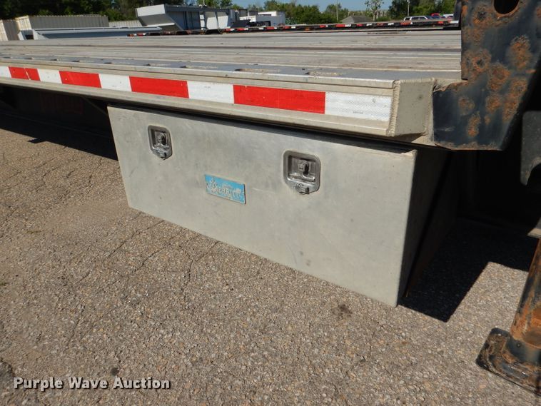 image for item DL8963 2016 Fontaine HCICD22RSA  drop deck trailer