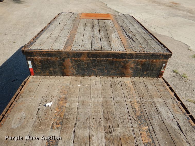 image for item DL8964 2005 Doonan 532DB16S1A  drop deck trailer