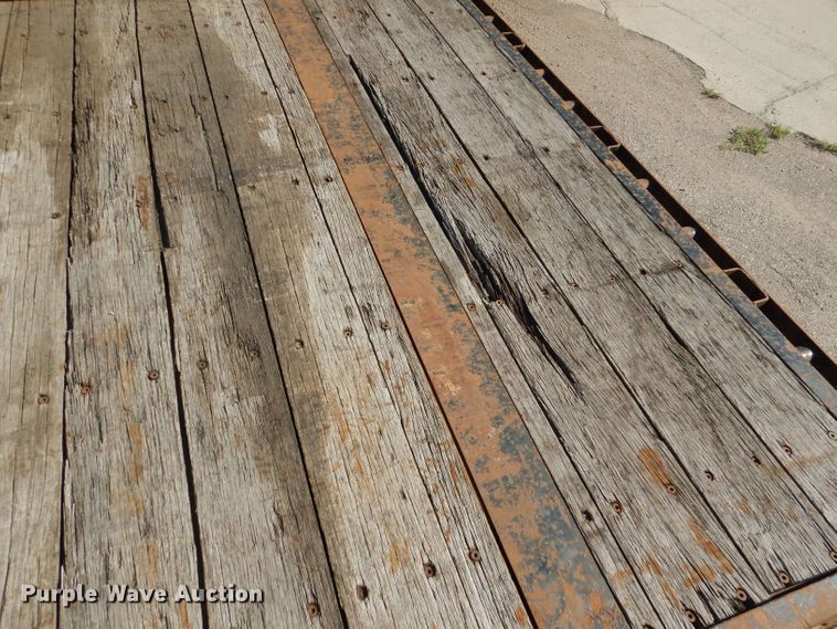 image for item DL8964 2005 Doonan 532DB16S1A  drop deck trailer