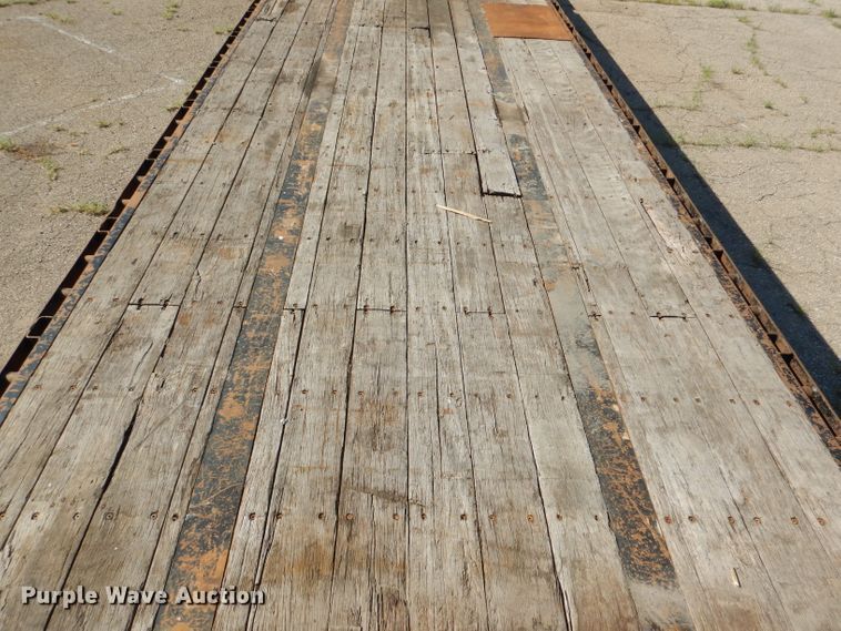 image for item DL8964 2005 Doonan 532DB16S1A  drop deck trailer