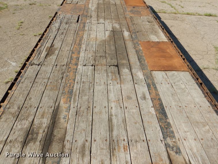 image for item DL8964 2005 Doonan 532DB16S1A  drop deck trailer