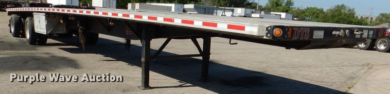 image for item DL8965 2016 Fontaine HCICF22RSA  flatbed  trailer
