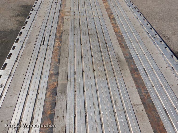 image for item DL8965 2016 Fontaine HCICF22RSA  flatbed  trailer