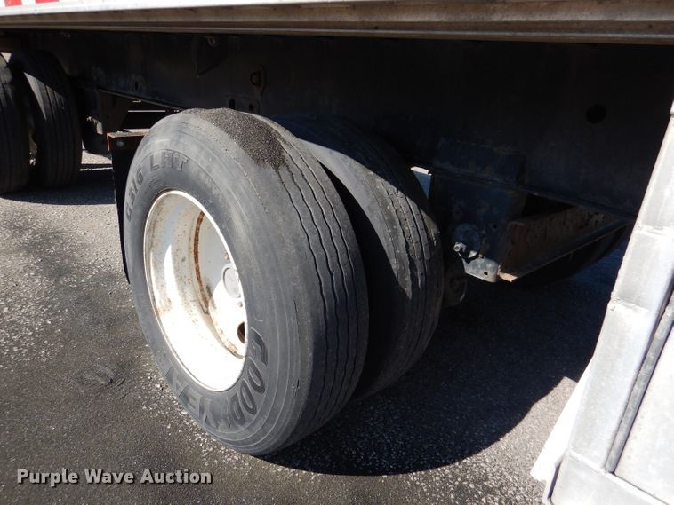 image for item DL8965 2016 Fontaine HCICF22RSA  flatbed  trailer