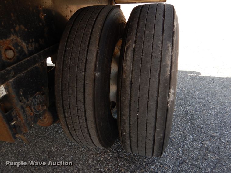 image for item DL8965 2016 Fontaine HCICF22RSA  flatbed  trailer