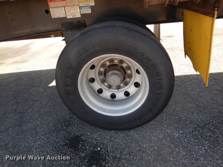 image for item DL8965 2016 Fontaine HCICF22RSA  flatbed  trailer