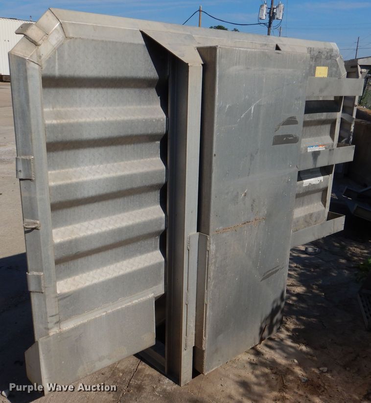 image for item DL8966 (4) aluminum headache racks