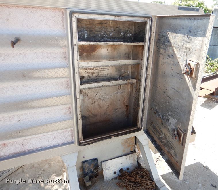 image for item DL8966 (4) aluminum headache racks