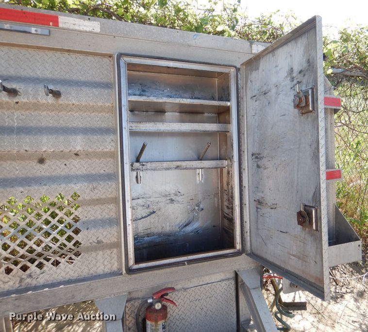 image for item DL8966 (4) aluminum headache racks