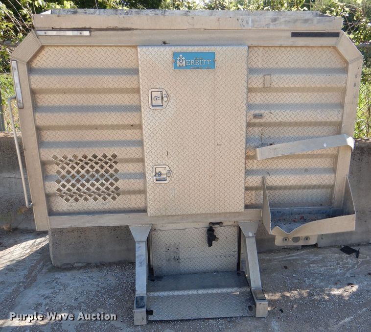 image for item DL8966 (4) aluminum headache racks