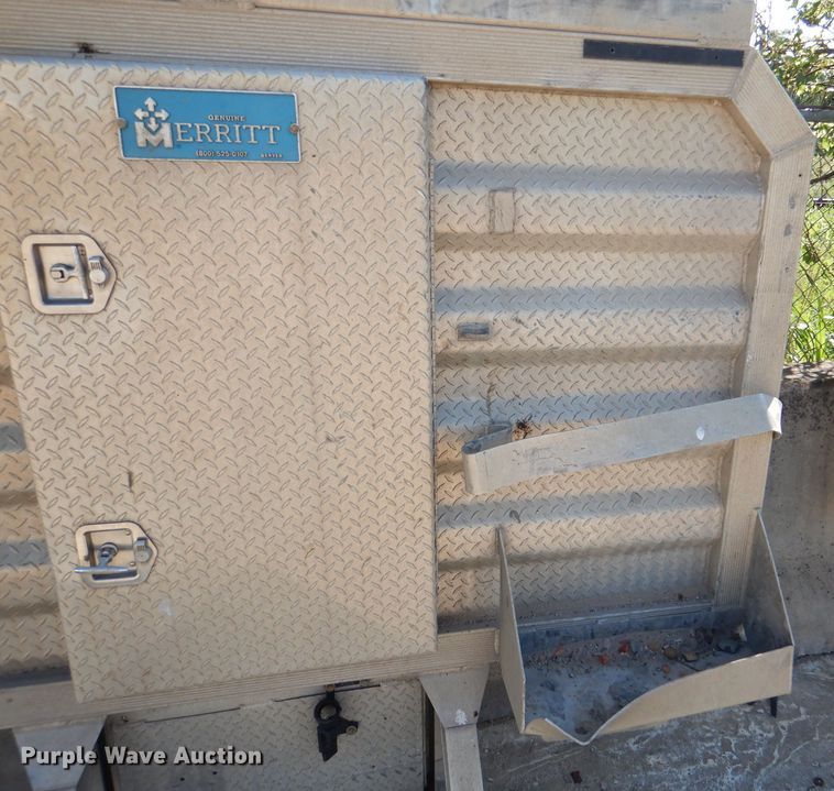 image for item DL8966 (4) aluminum headache racks