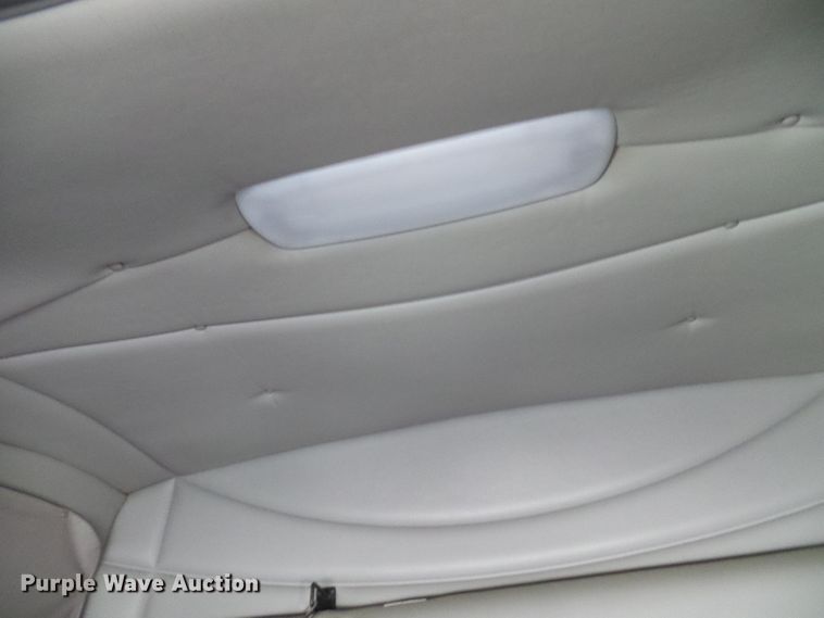 image for item DM3021 2005 Peterbilt 387  semi truck