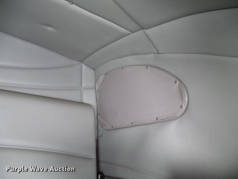 image for item DM3021 2005 Peterbilt 387  semi truck