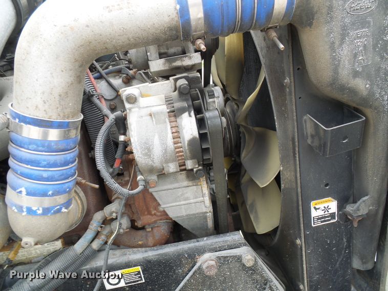 image for item DM3021 2005 Peterbilt 387  semi truck