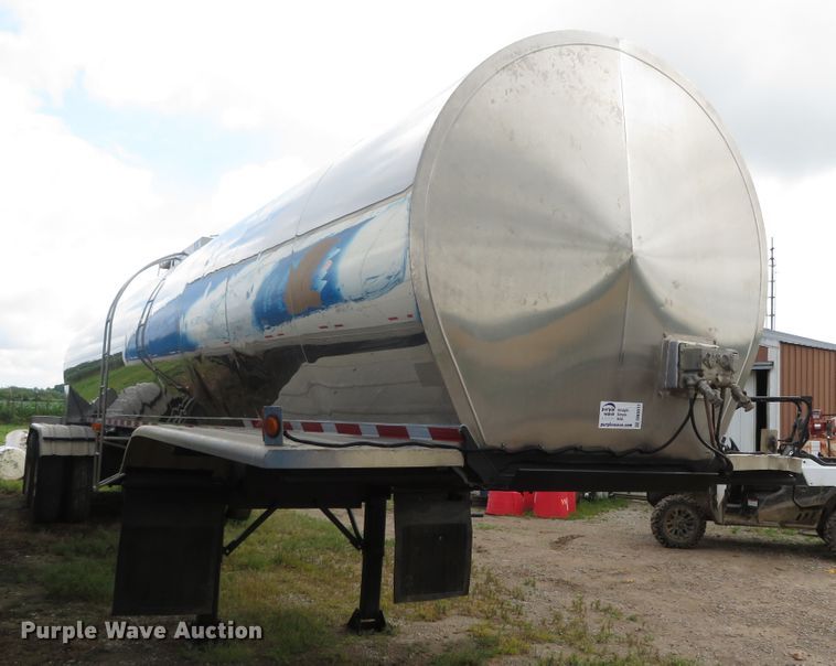image for item DN5911 1981 Brenner T.P.U  tank trailer