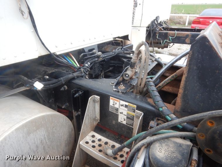 image for item HG9578 2012 Kenworth T800  semi truck