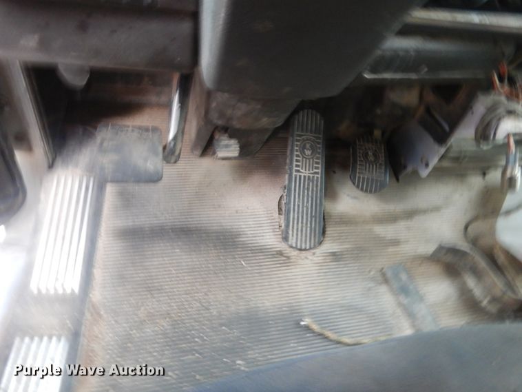 image for item HG9578 2012 Kenworth T800  semi truck