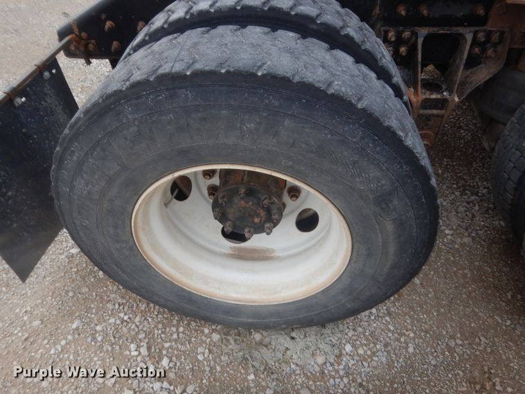 image for item HG9578 2012 Kenworth T800  semi truck