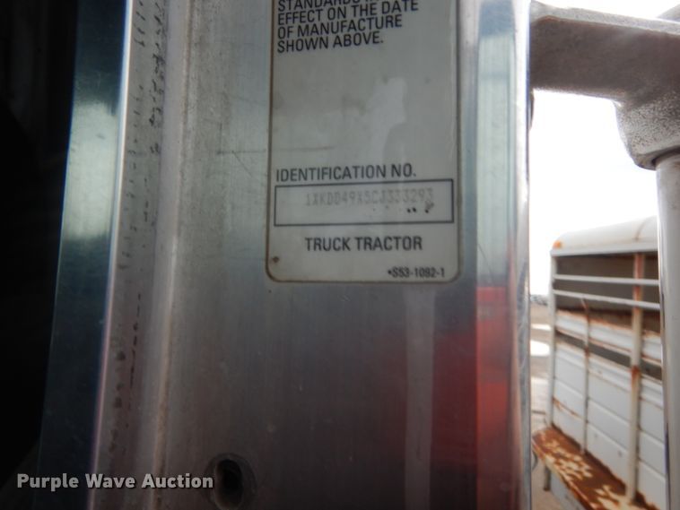 image for item HG9578 2012 Kenworth T800  semi truck