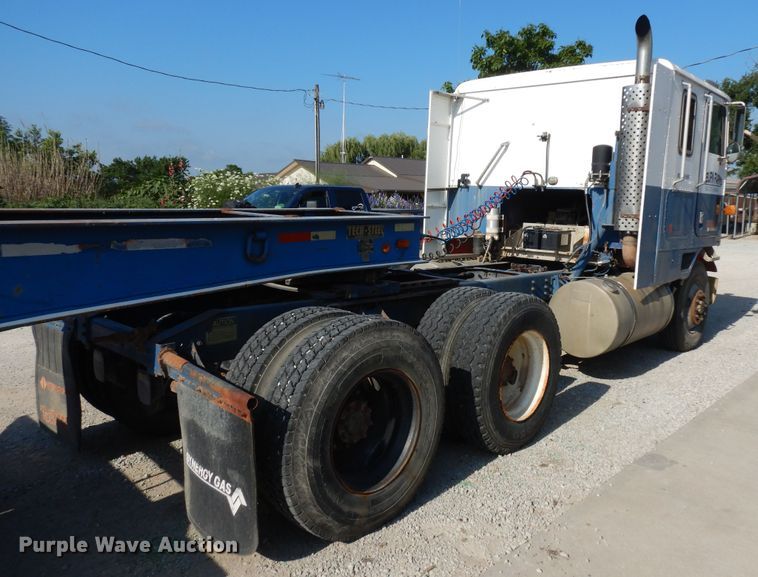 image for item ID9971 1986 International COF9670  semi truck